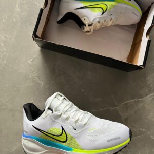 NIKE PEGASUS 41- White